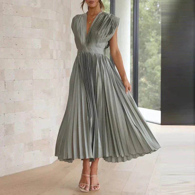 Gown | Graziöses V-Ausschnitt Kleid