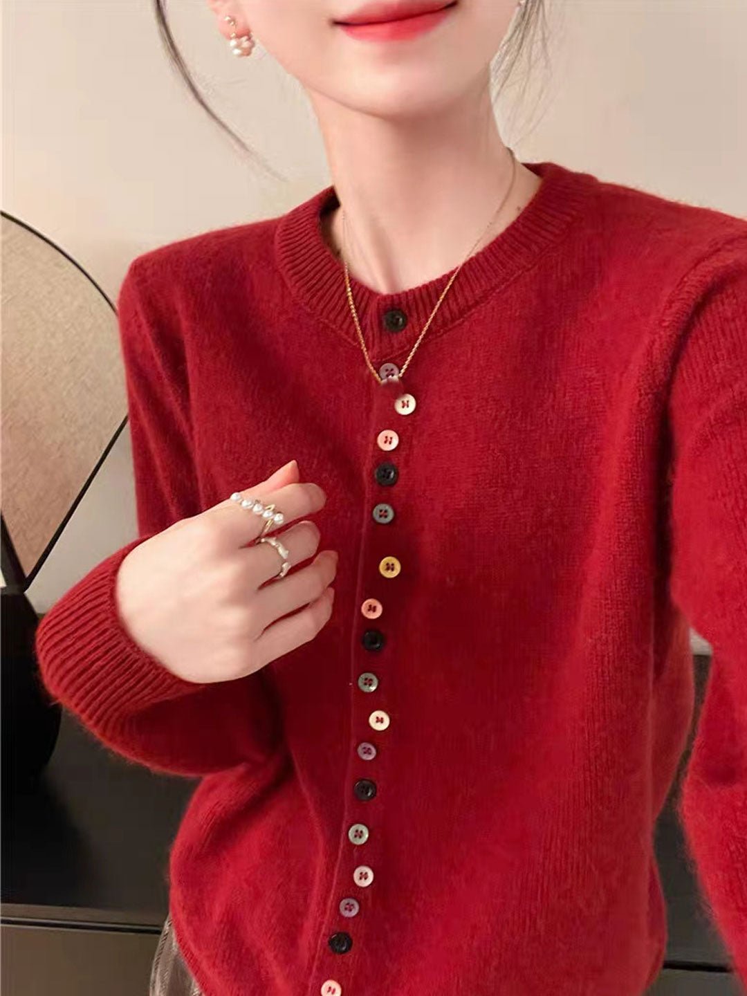 Vana | Zeitlose Geknöpfte Strickjacke