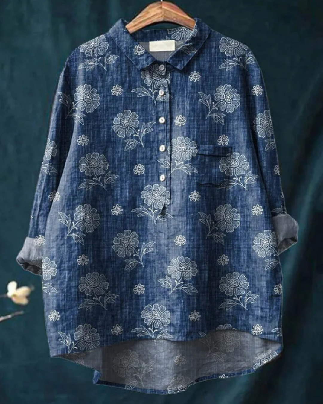 Edwina | Blüten-Knopfbluse