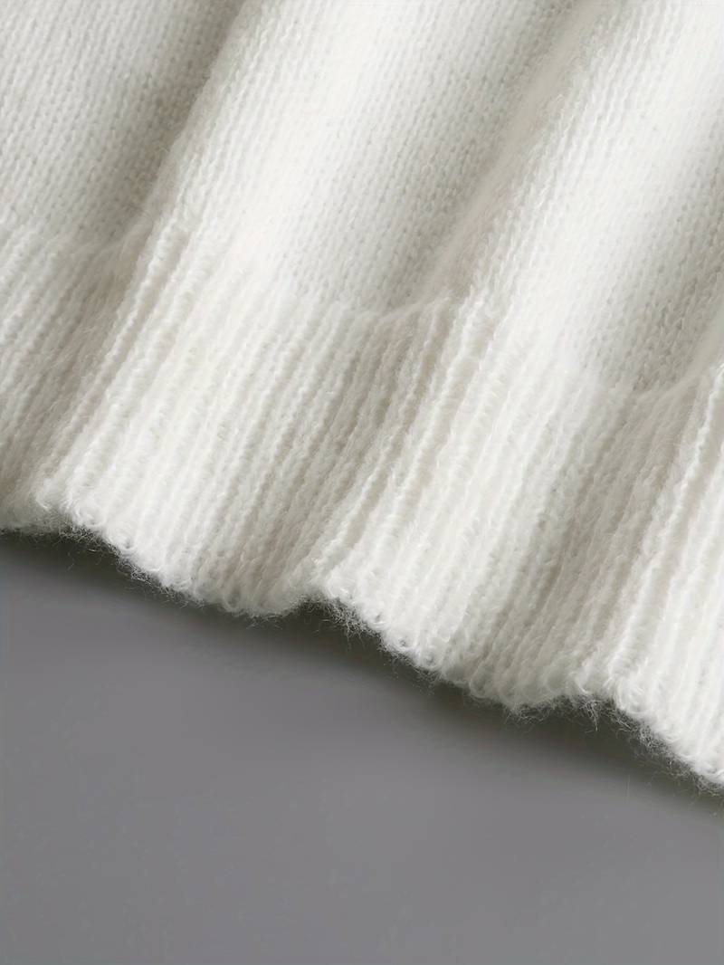 Mara | Schlichter Pullover mit V-Ausschnitt und Knöpfen