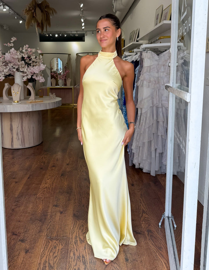 Selin™ | Fließendes Halter-Maxikleid