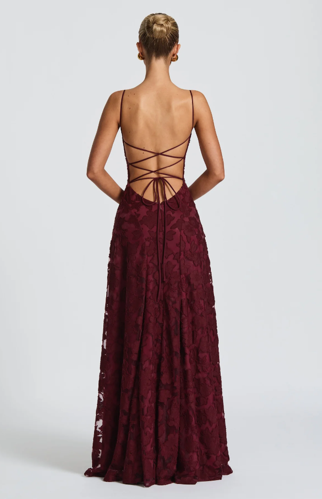 Clara™ | Elegantes Spitzen-Maxikleid