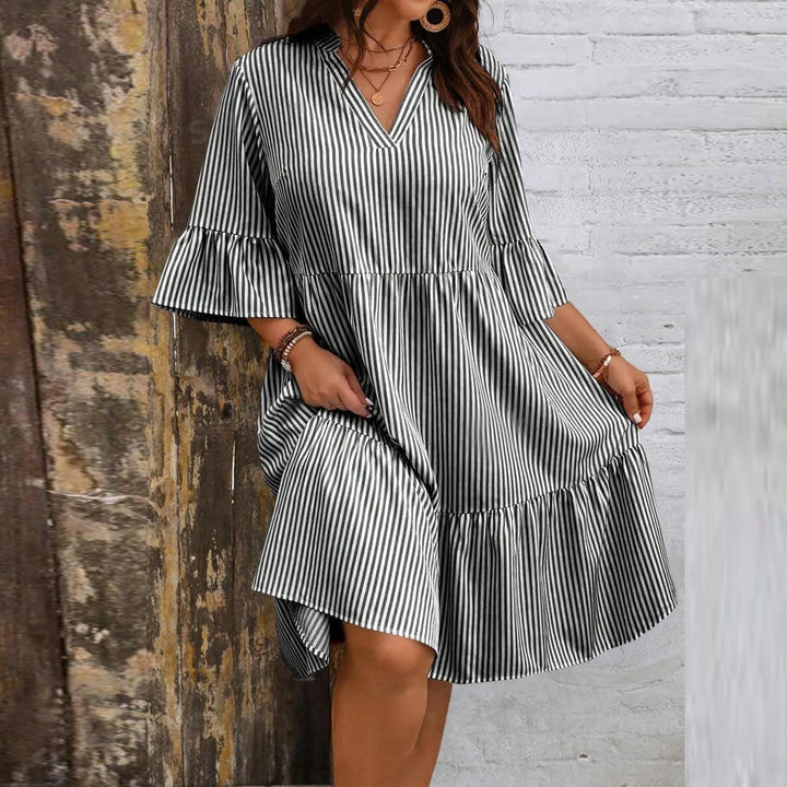Micaela™ Gestreiftes Sommerkleid mit Rüschen