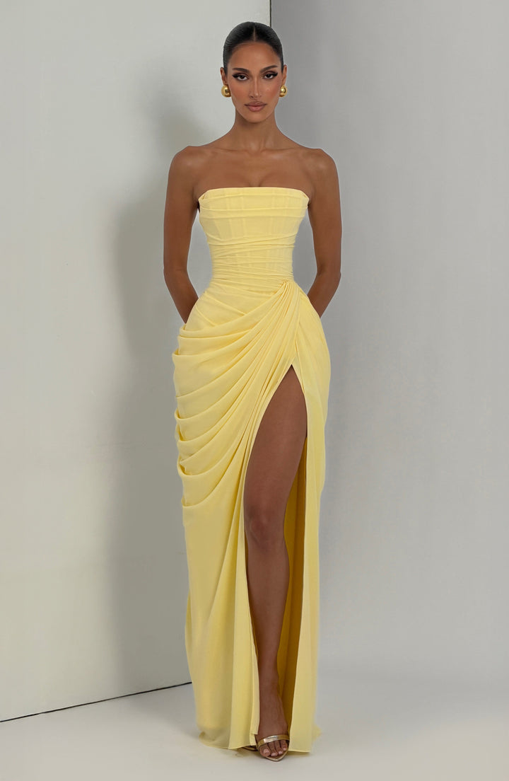 Zara™ | Dramatisches trägerloses Maxikleid mit Drapierung