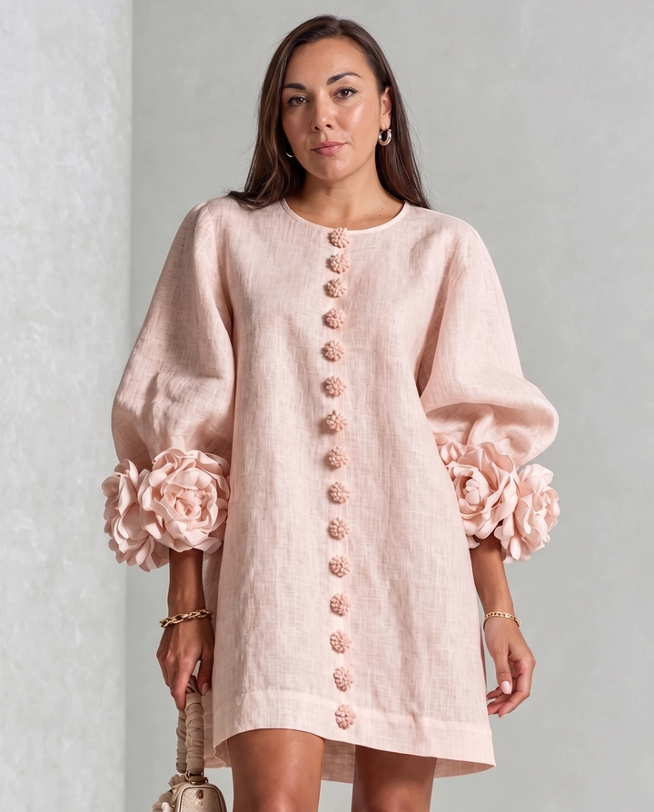 Camille Rousseau | Minikleid mit Rosetten-Manschetten und Ballonärmeln